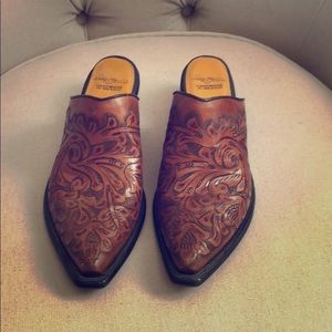 Leddy Vaquero leather mules